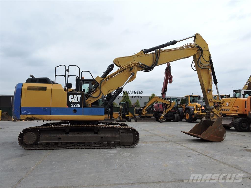 CAT 323EL Excavatoare pe șenile
