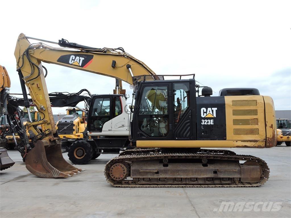 CAT 323EL Excavatoare pe șenile
