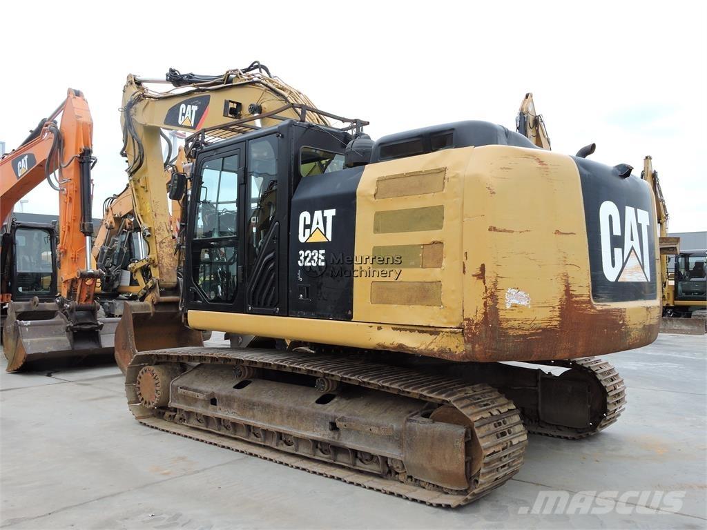 CAT 323EL Excavatoare pe șenile
