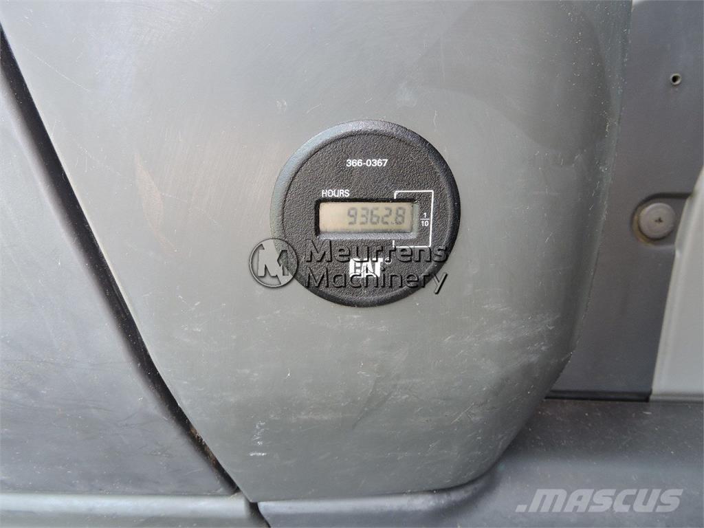 CAT 328 D Excavatoare pe șenile
