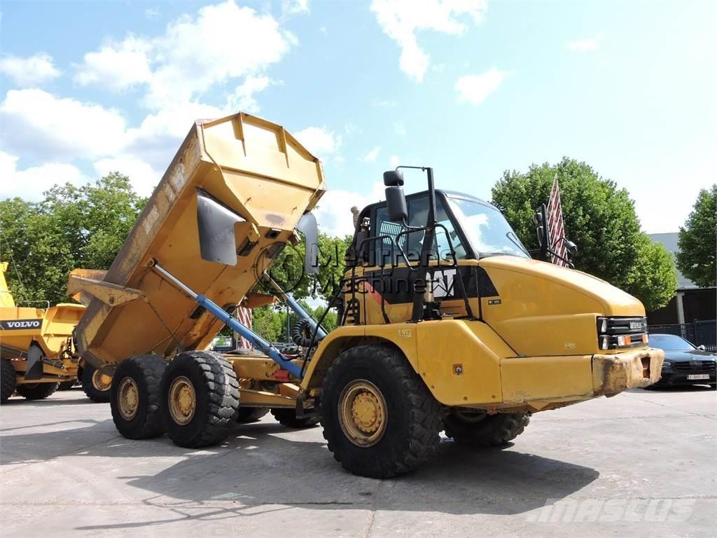 CAT 730 Transportoare articulate