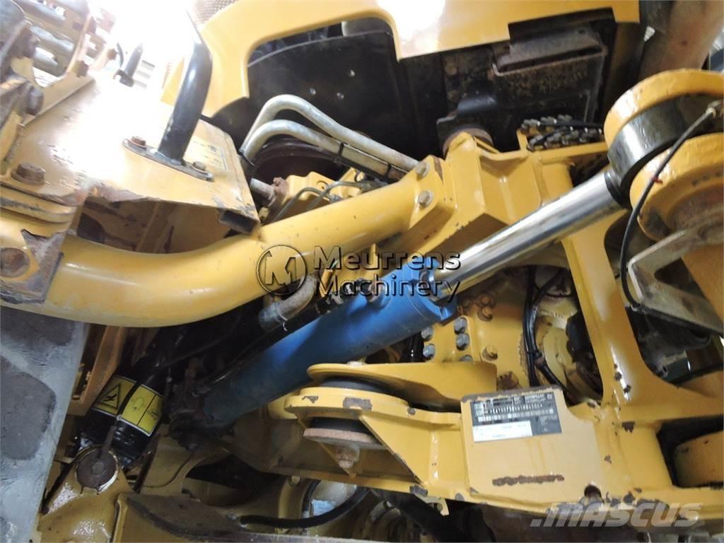 CAT 730 Transportoare articulate