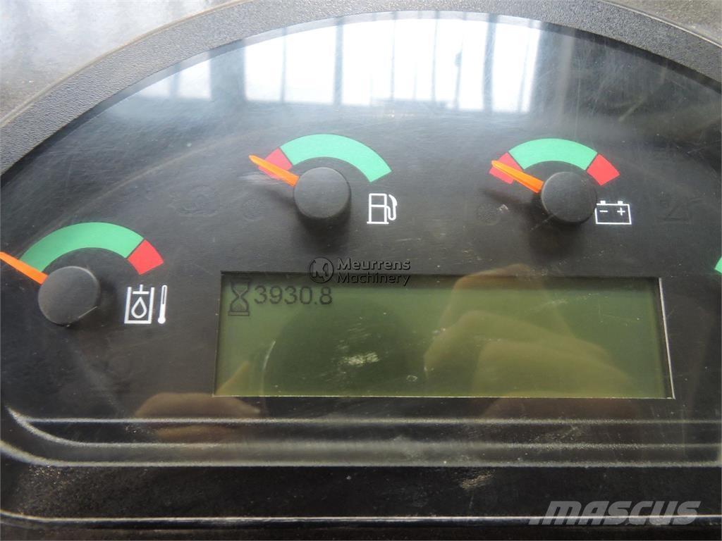 CAT 906M + FORK Incarcator pe pneuri