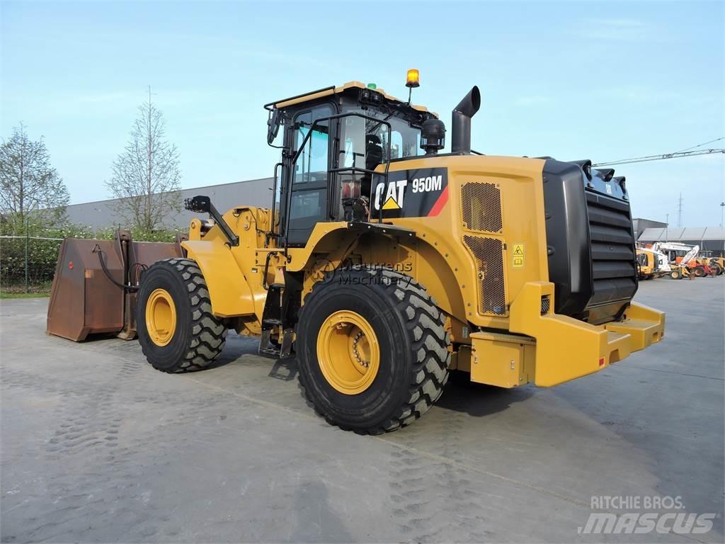 CAT 950M Incarcator pe pneuri