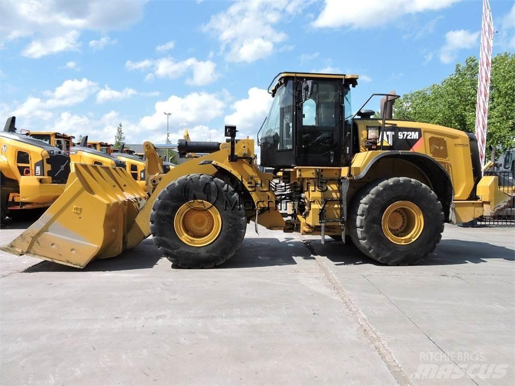 CAT 972M Incarcator pe pneuri
