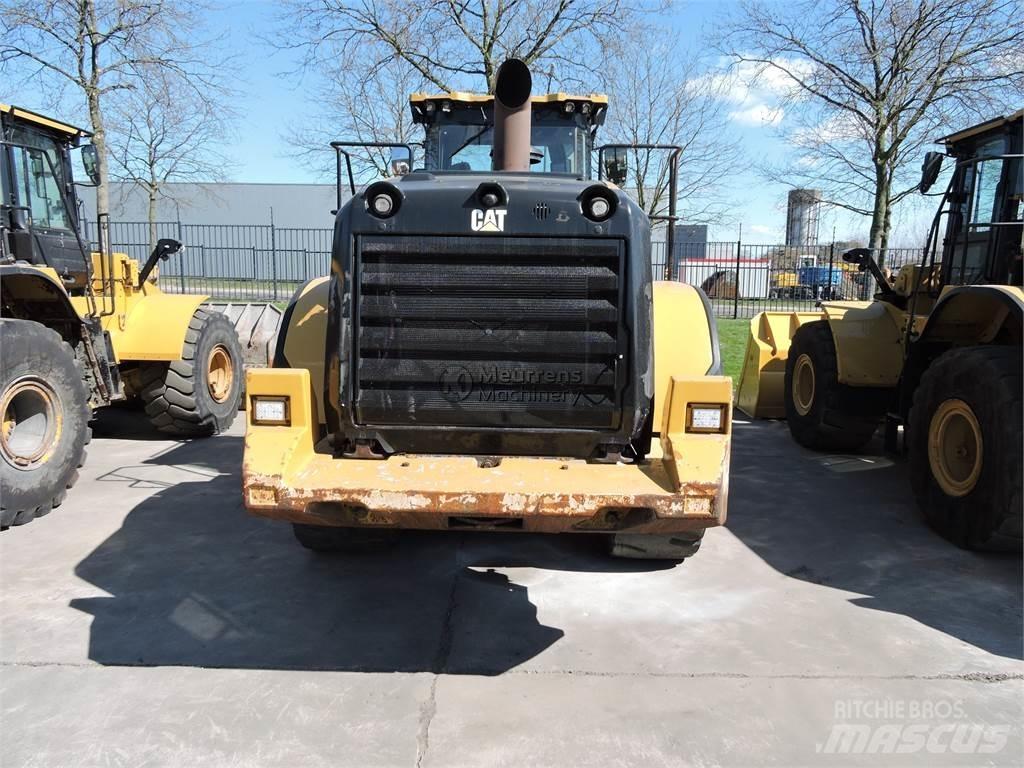 CAT 972M Incarcator pe pneuri