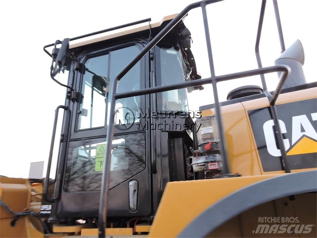 CAT 980M Incarcator pe pneuri