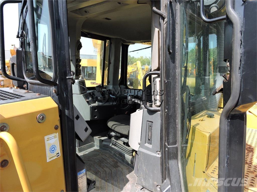 CAT D8T GERMAN Buldozere