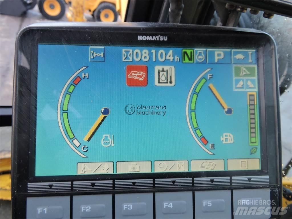 Komatsu PW98 Excavatoare cu roti