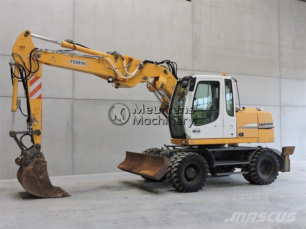 Liebherr A312 Excavatoare cu roti