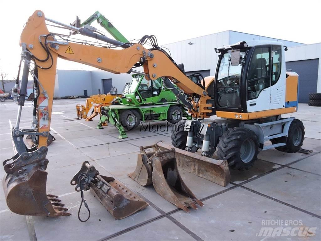 Liebherr A910 Excavatoare cu roti