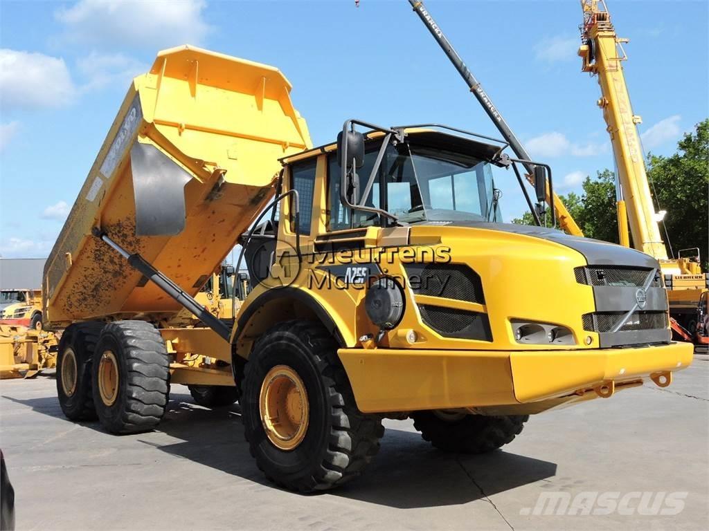 Volvo A25F Transportoare articulate