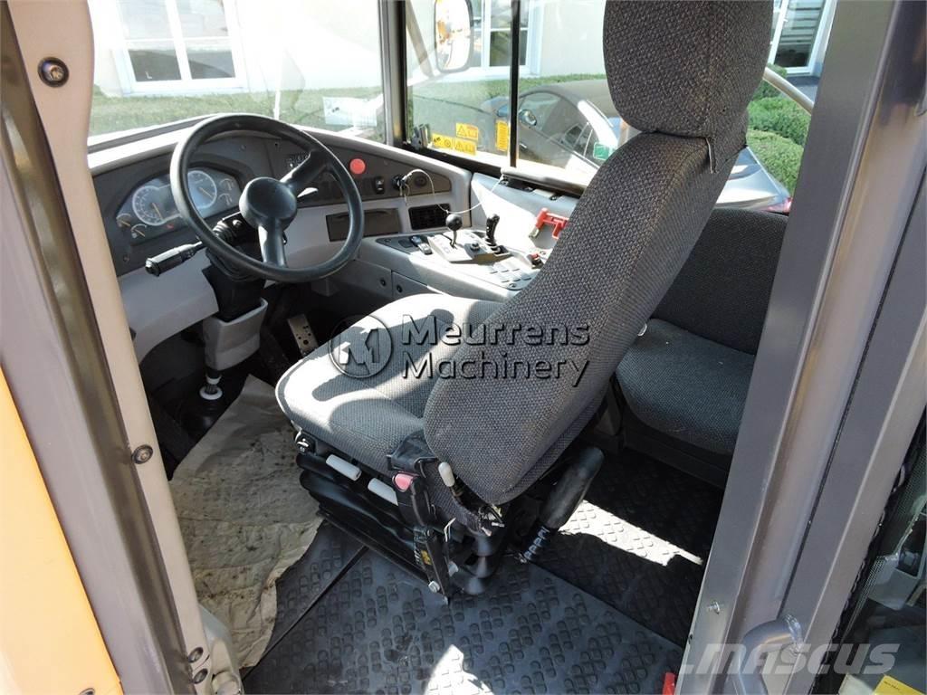 Volvo A25F Transportoare articulate