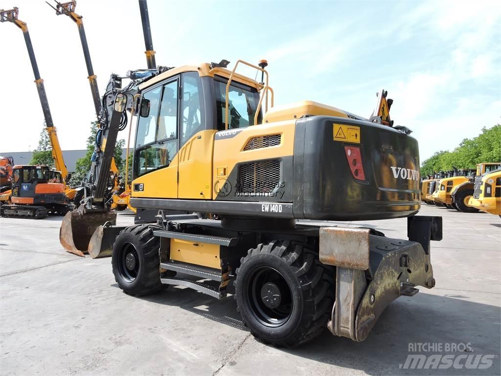 Volvo EW140D Excavatoare cu roti