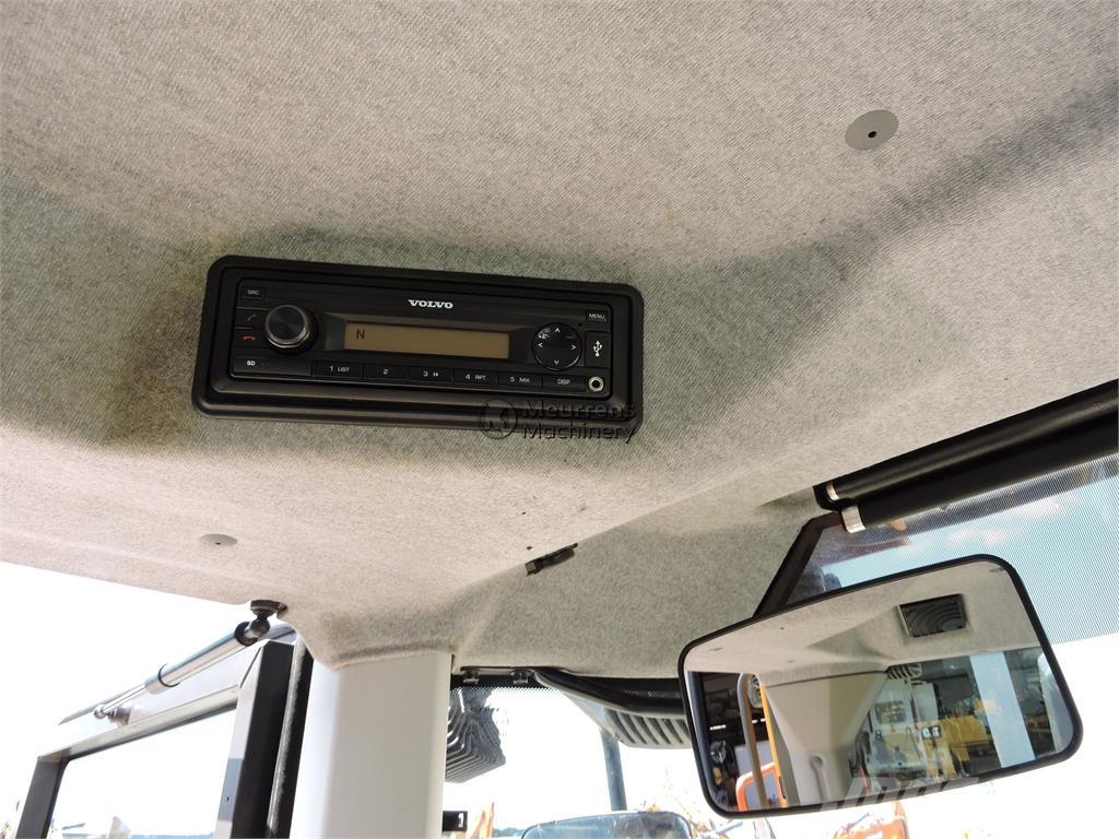 Volvo L120H Incarcator pe pneuri