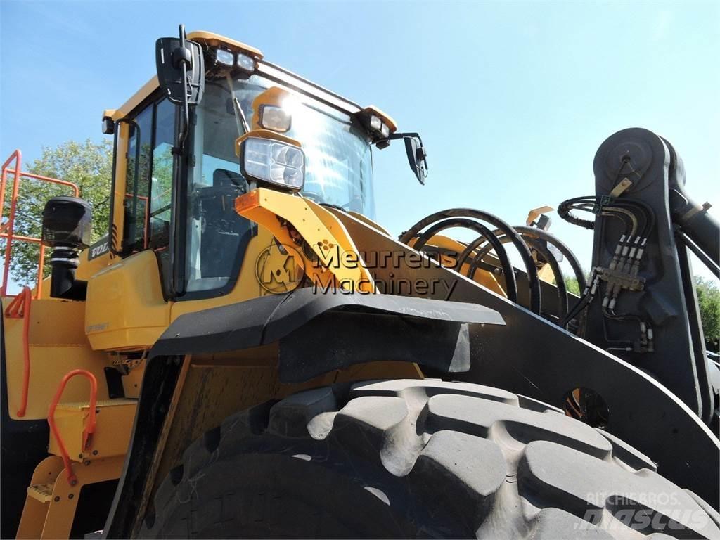 Volvo L150H Incarcator pe pneuri