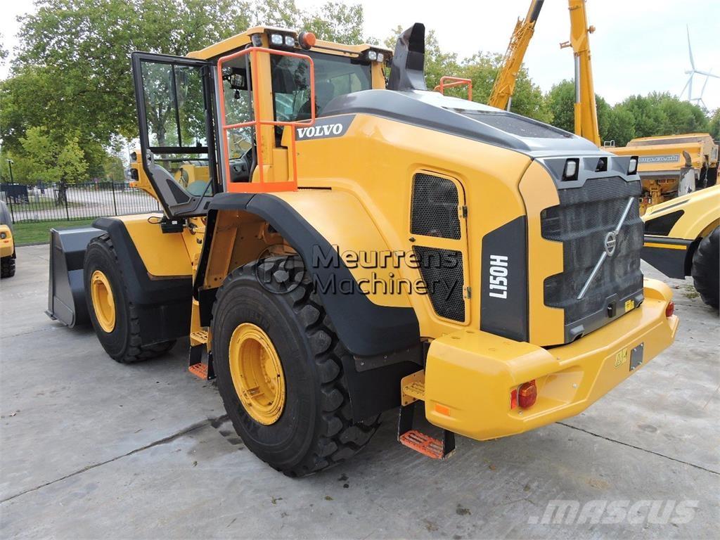 Volvo L150H Incarcator pe pneuri