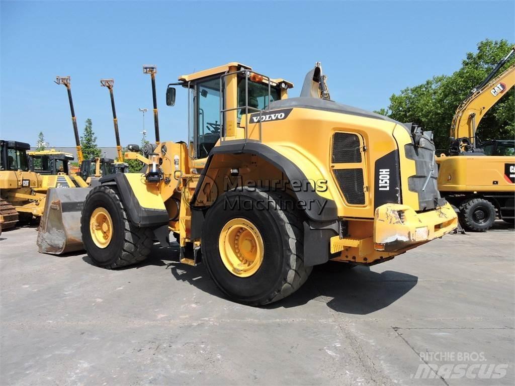 Volvo L150H Incarcator pe pneuri