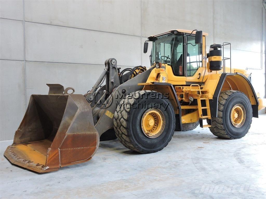 Volvo L180F Incarcator pe pneuri