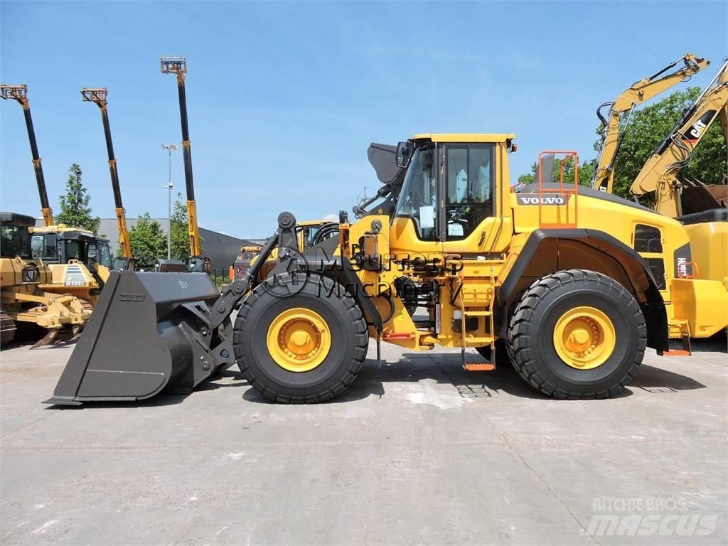 Volvo L180H Incarcator pe pneuri
