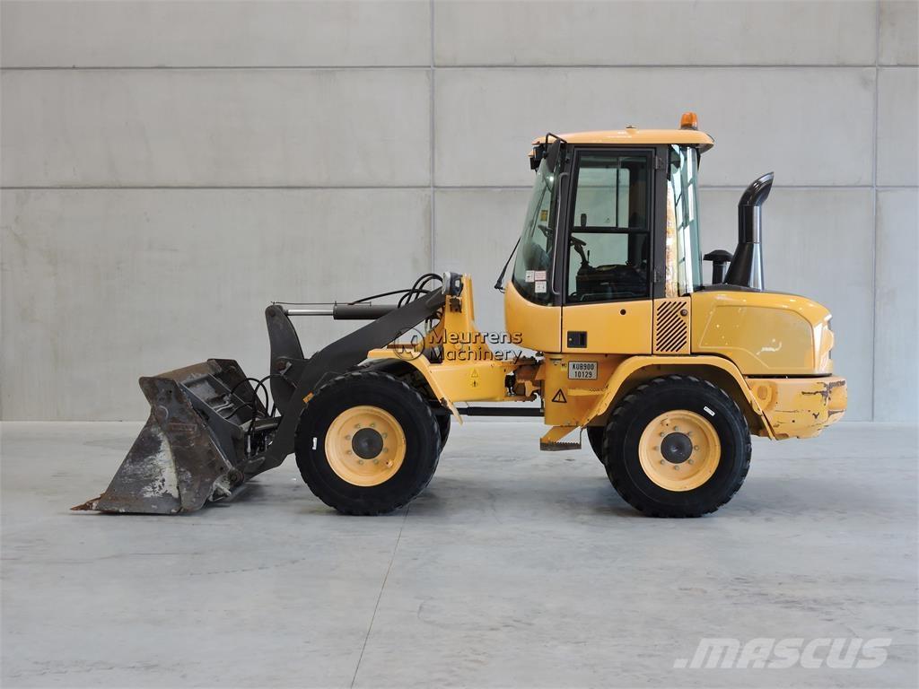 Volvo L30G Incarcator pe pneuri