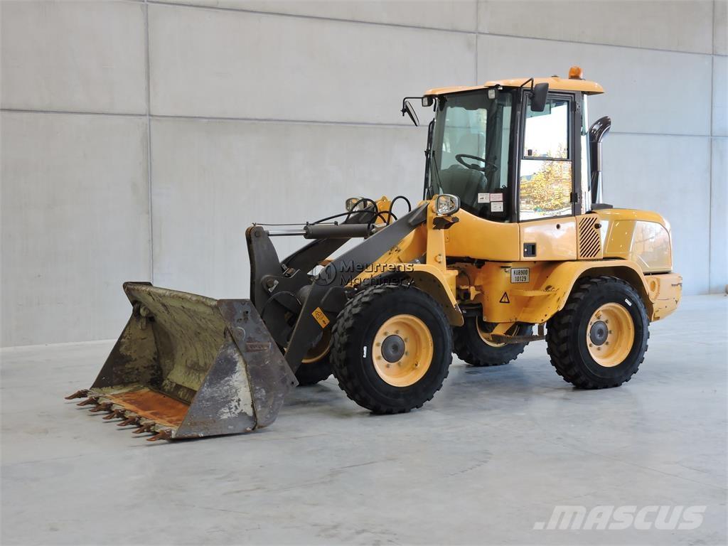 Volvo L30G Incarcator pe pneuri