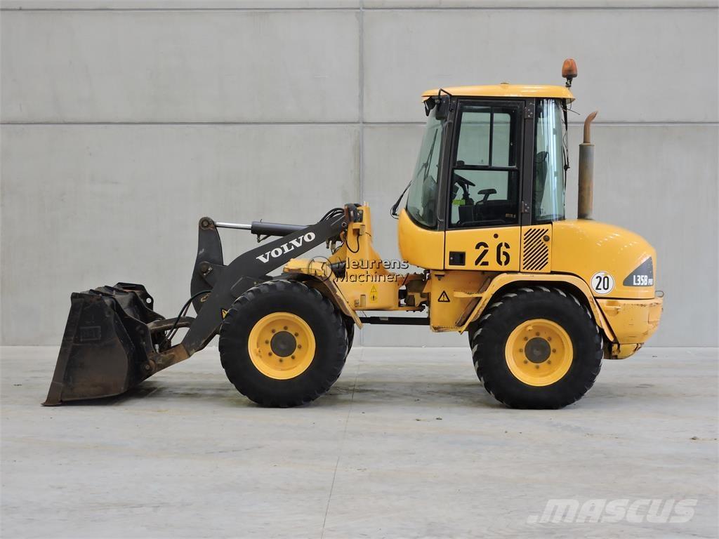 Volvo L35B Incarcator pe pneuri