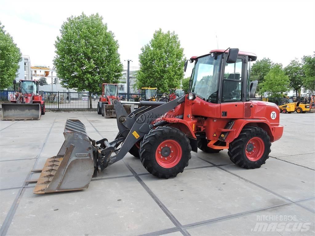 Volvo L35G + Fork-German Incarcator pe pneuri