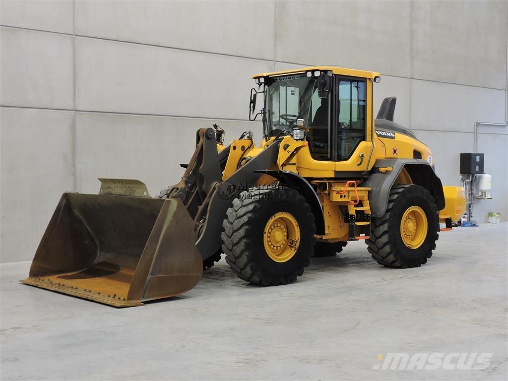 Volvo L90H Incarcator pe pneuri