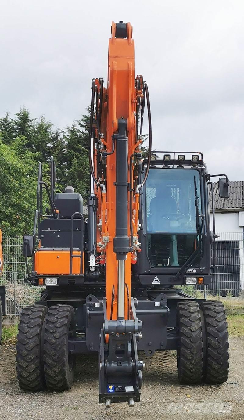 Doosan DX 160 W-7 Excavatoare cu roti