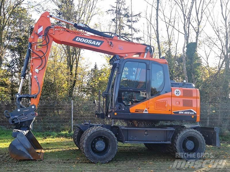 Doosan DX 165 WR-7 Excavatoare cu roti