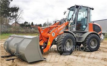 Weycor AR 480 Incarcator pe pneuri