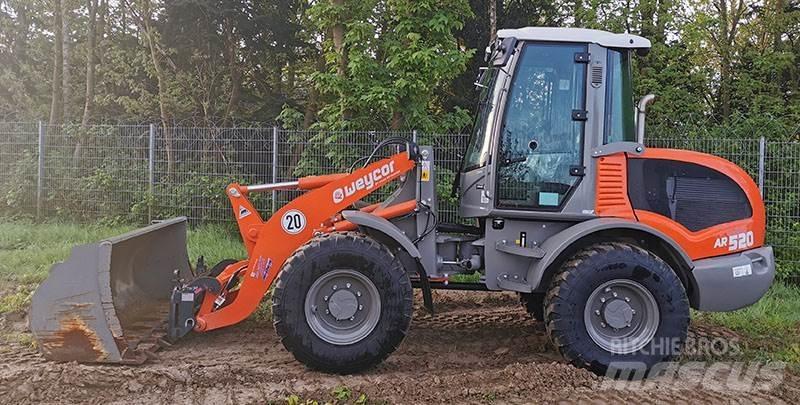 Weycor AR 520 Incarcator pe pneuri