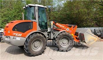 Weycor AR 530 Incarcator pe pneuri