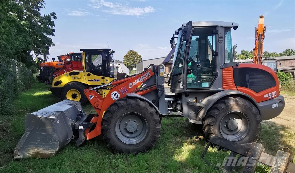 Weycor AR 530 Incarcator pe pneuri