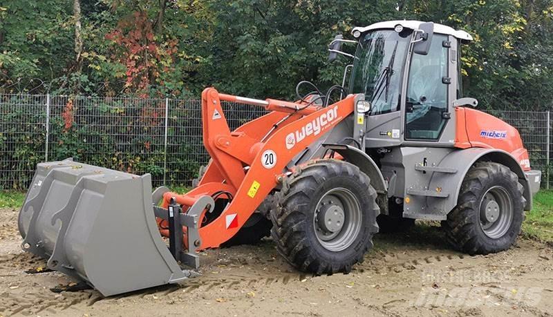 Weycor AR 580 Incarcator pe pneuri