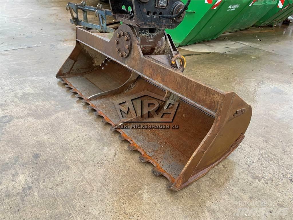 CAT 2000 mm Excavator