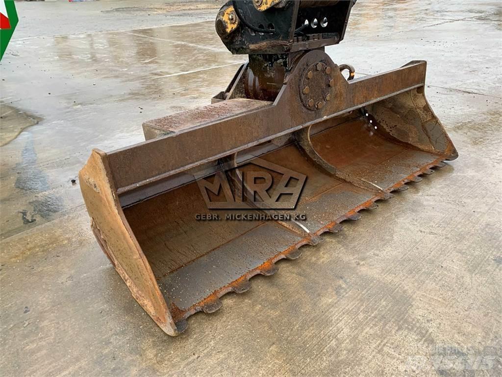 CAT 2000 mm Excavator