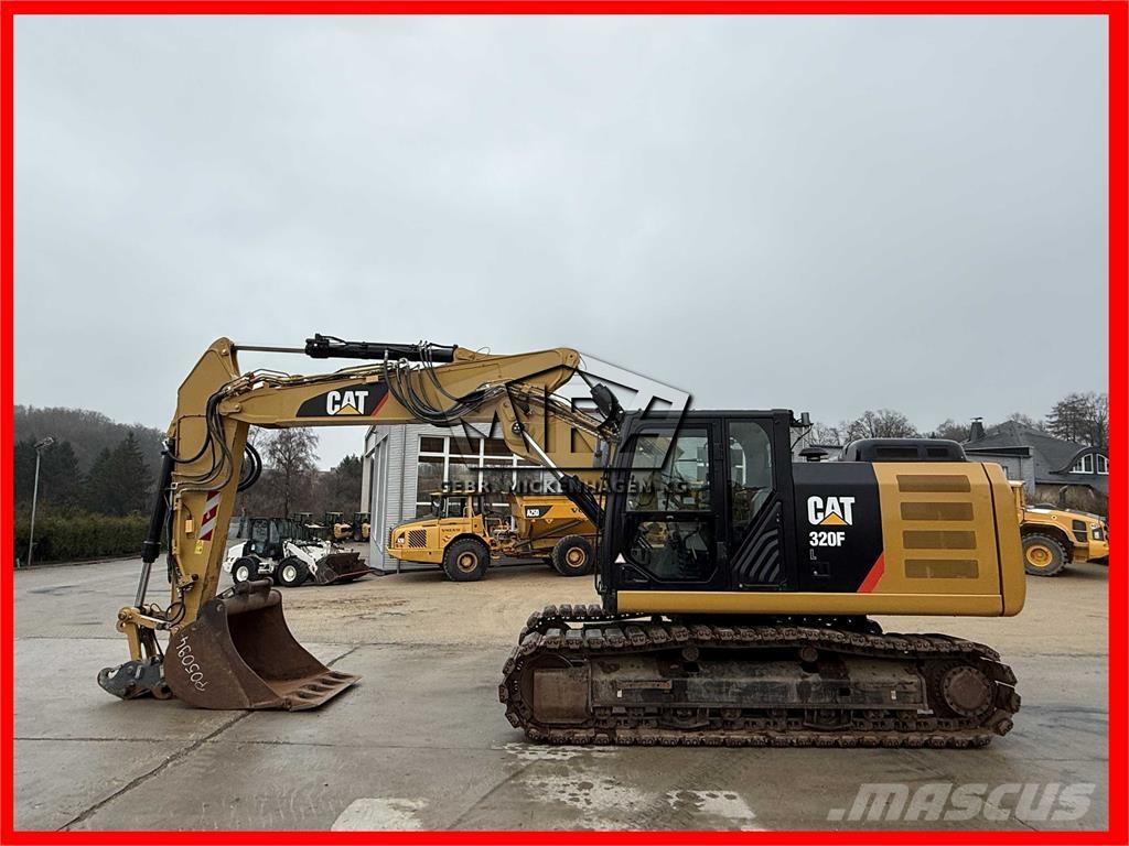CAT 320 FL Excavatoare pe șenile
