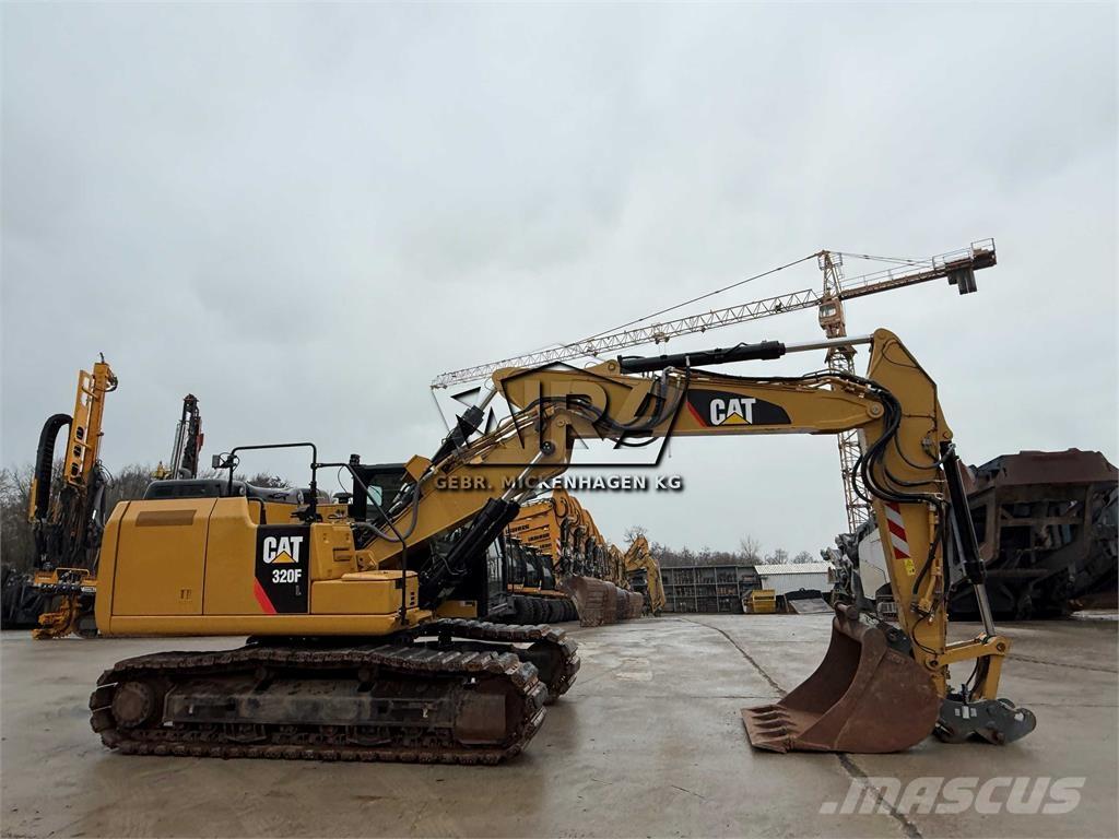 CAT 320 FL Excavatoare pe șenile
