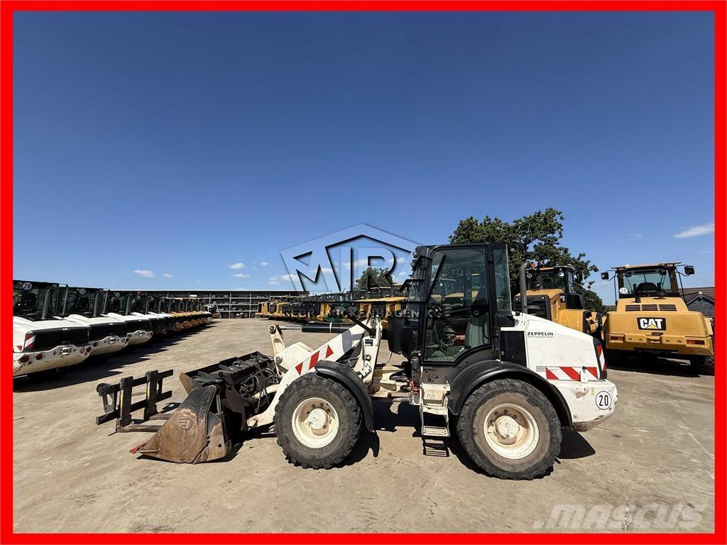 CAT 908 M Incarcator pe pneuri