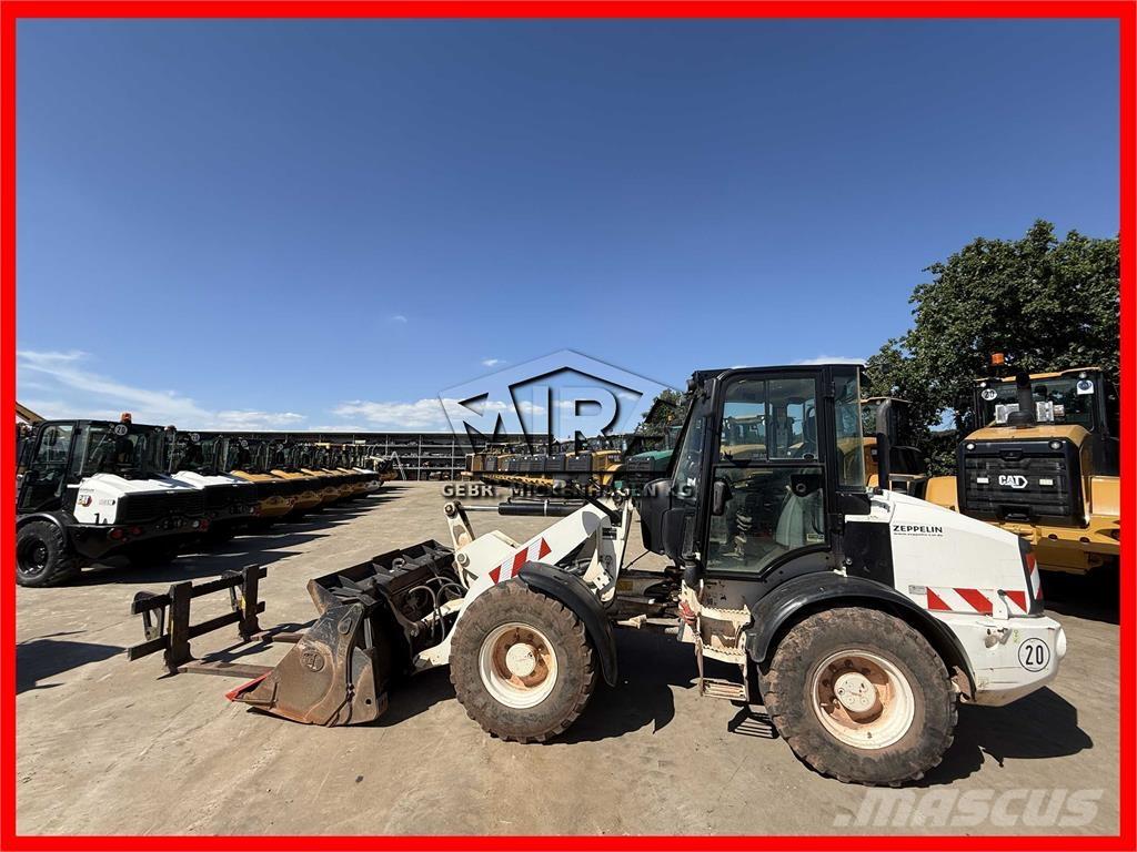 CAT 908 M Incarcator pe pneuri