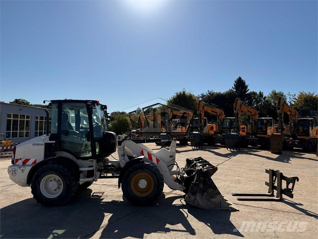 CAT 908 M Incarcator pe pneuri