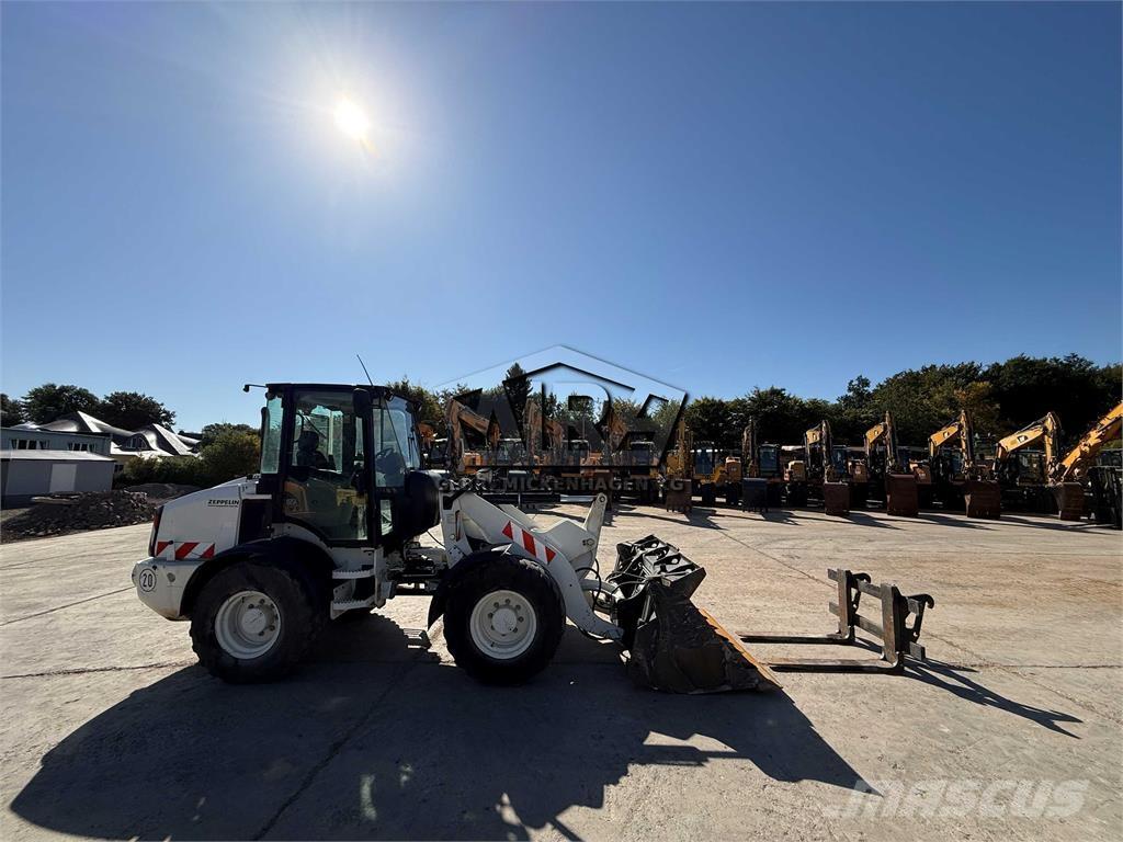 CAT 908 M Incarcator pe pneuri