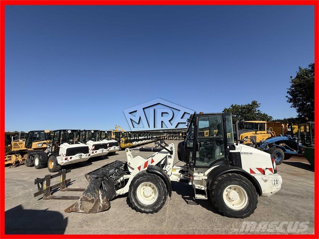 CAT 908 M Incarcator pe pneuri