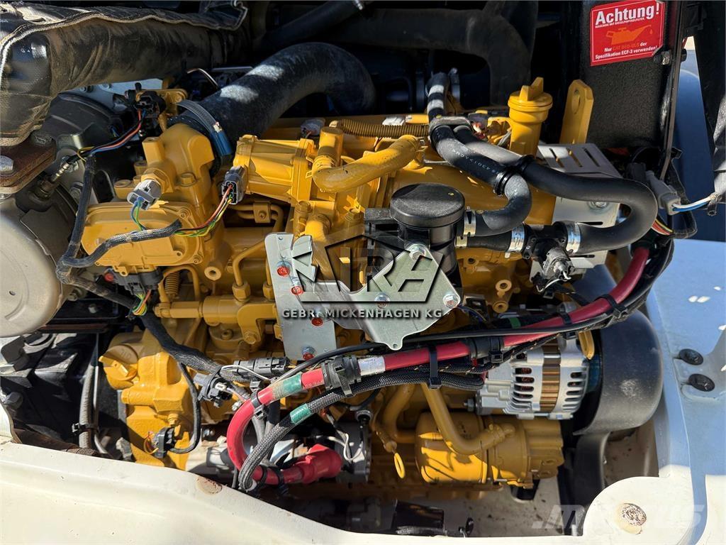 CAT 908 M Incarcator pe pneuri