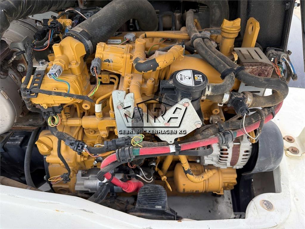 CAT 908M Incarcator pe pneuri