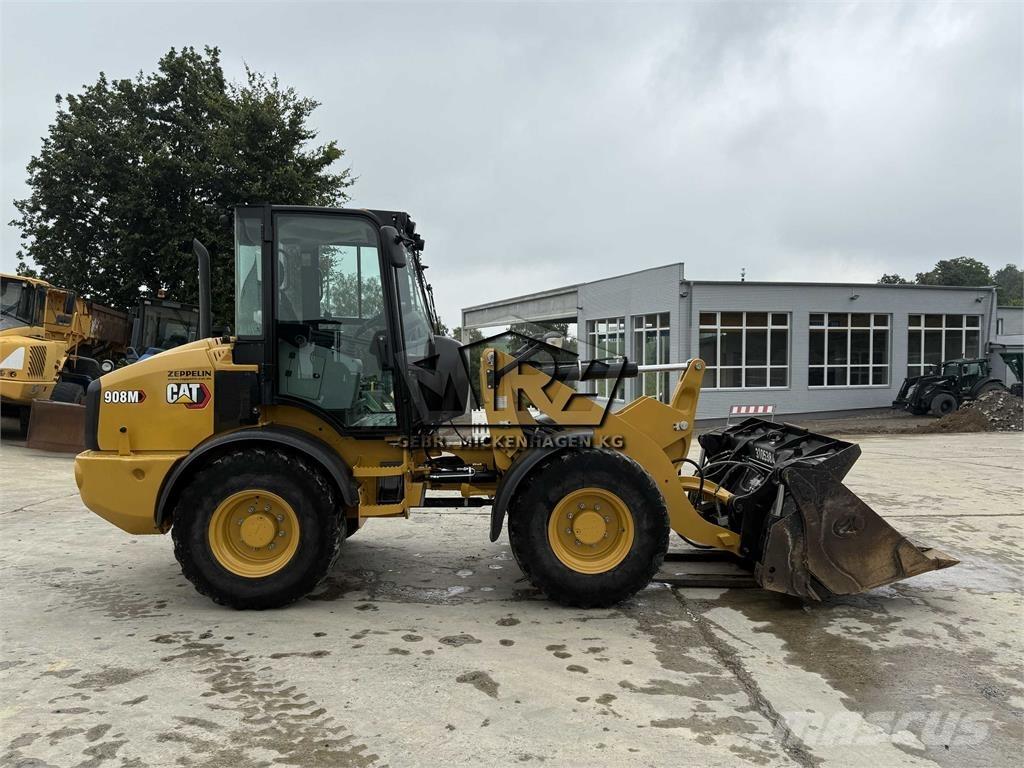 CAT 908M Incarcator pe pneuri