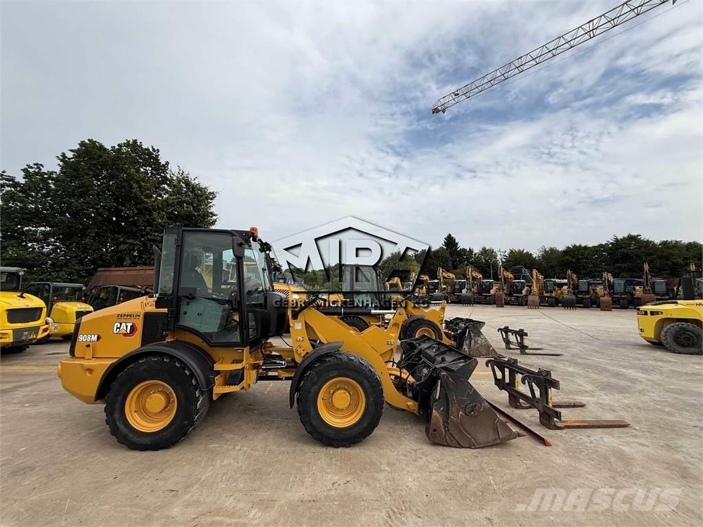 CAT 908M Incarcator pe pneuri