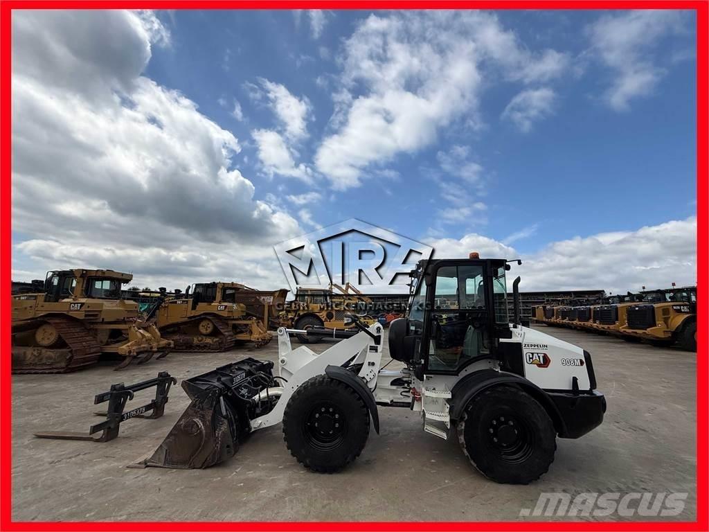 CAT 908M Incarcator pe pneuri